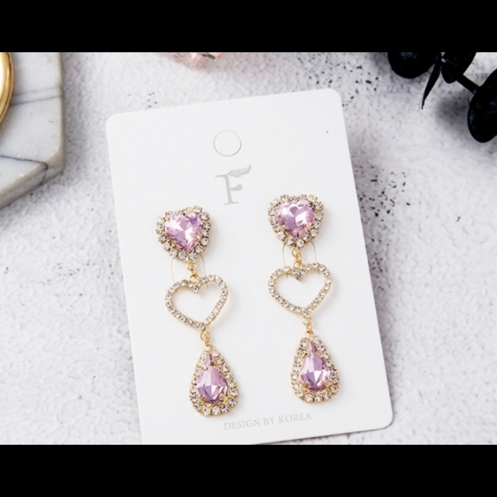 ●NEW fashion Pink heart earrings